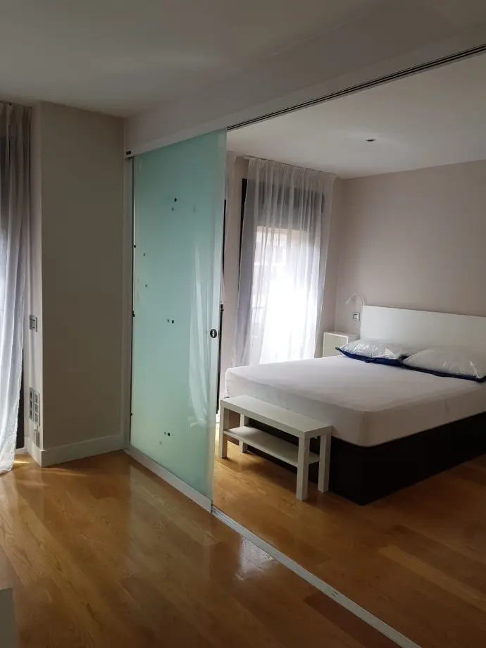 Trabajos en cristal puertas corredizas